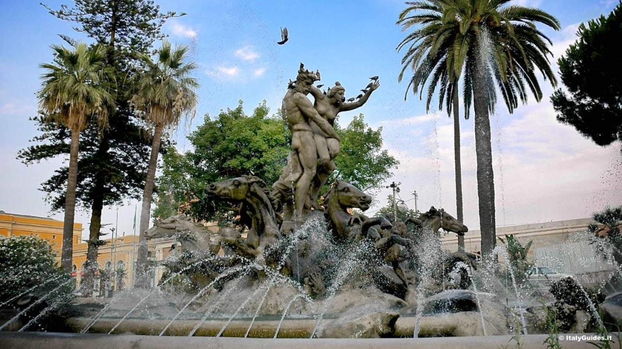 Catania Central Deluxe House Bagian luar foto